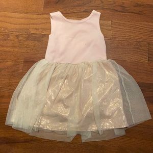 Girls dress